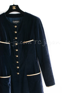 CHANEL 93A Vintage Dark Navy Gold Trim Velvet Long Jacket Coat 40 42 シャネル ヴィンテージ ダーク ネイビー ゴールド トリム ベルベット ロング ジャケット コート 即発
