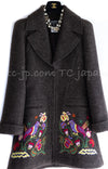 CHANEL 97A Vintage Brown Bird Flower Zipper Wool Tweed Coat 34 シャネル ヴィンテージ ブラウン 鳥花刺繍 ジッパー ウール ツイード コート 即発