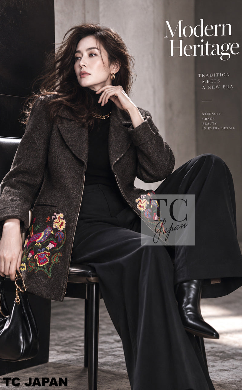 CHANEL 97A Vintage Brown Bird Flower Zipper Wool Tweed Coat 34 14