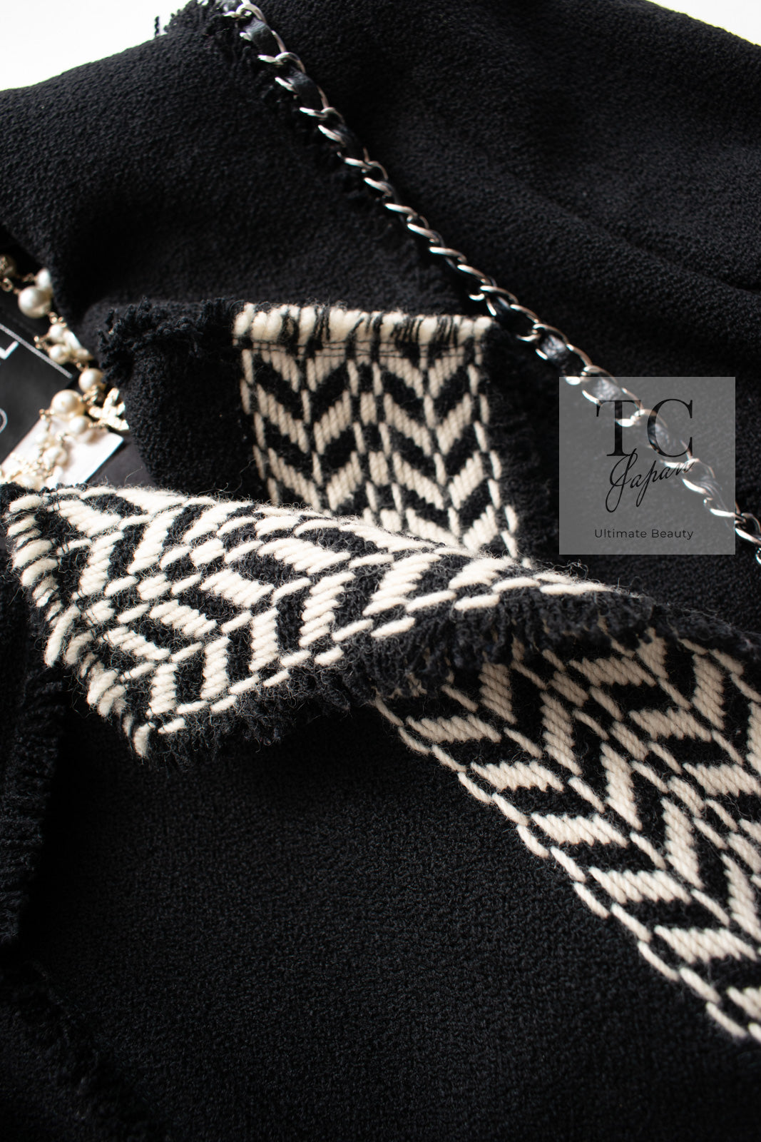 【AB】シャネル CHANEL ツイードコート サイズ40 アイボリー ブラック シャネル コート CHANEL ブラック ウール100% ツイード 04A Black Wool