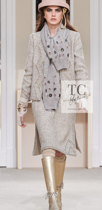 CHANEL 16A Gray Gold Trim Tweed Jacket Skirt Suit 36 38 シャネル グレー ゴールド トリム ツイード ジャケット スカート スーツ 即発