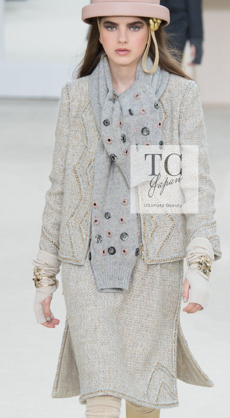 CHANEL 16A Gray Gold Trim Tweed Jacket Skirt Suit 36 38 シャネル グレー ゴールド トリム ツイード ジャケット スカート スーツ 即発