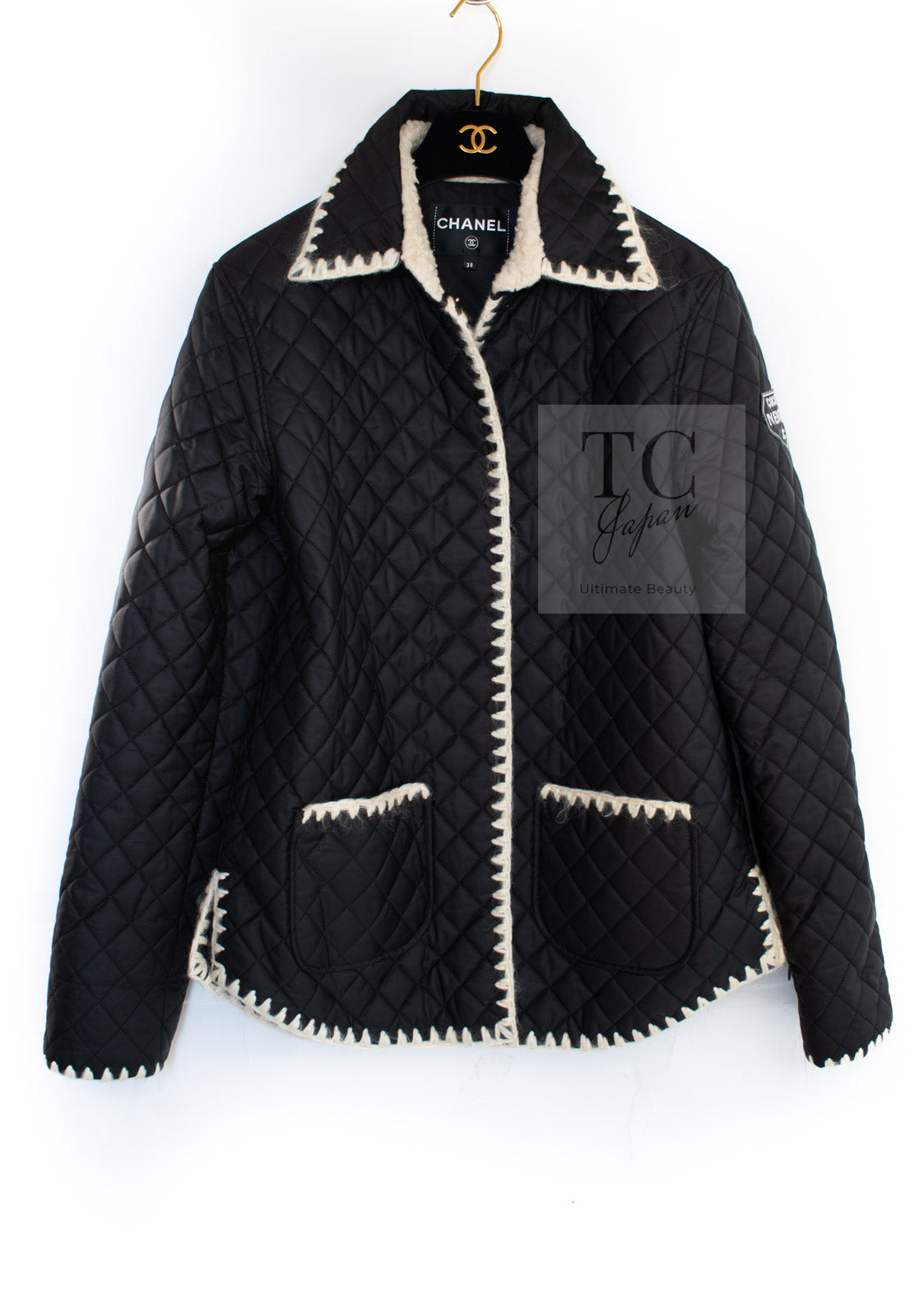 CHANEL 18N COCO Neige Black Puffer Jacket Camel Hair COCO Patch Coat 38 シャネル ココ ネージュ シャネル ブラック ブルゾン 中綿 キルティング ジャケット コート 即発