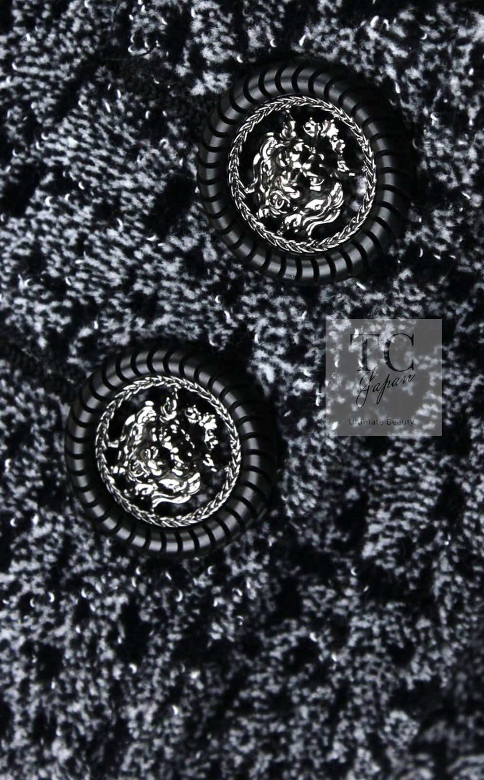 シャネル コート CHANEL グレー ブラック ライオン ボタン ベルト