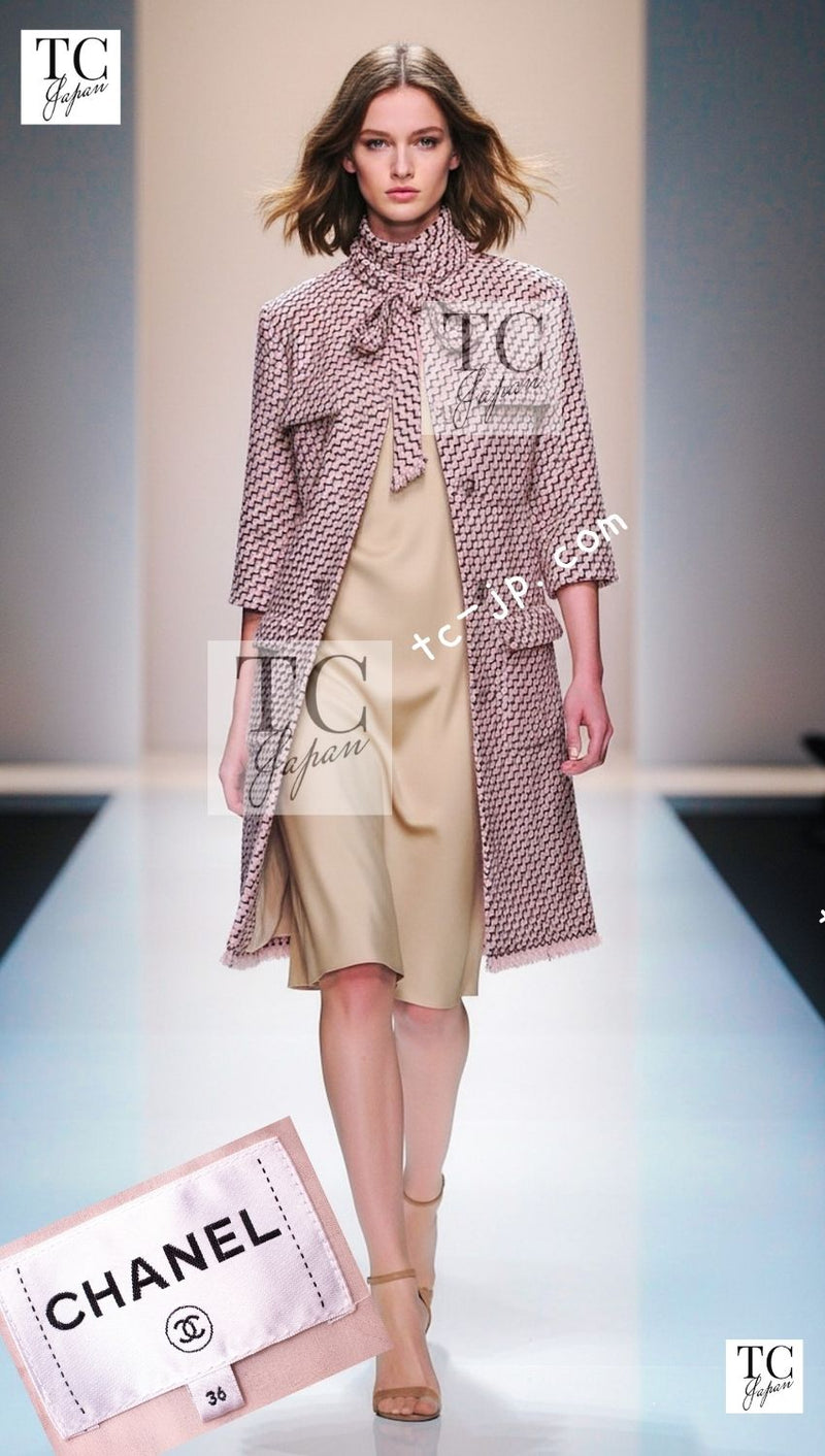 CHANEL 16PF Mauve Pink Black Ribbon Leather Cuffs Wool Tweed Coat 36 38 シャネル モーブピンク ブラック リボン レザー カフス ウール ツイード コート 即発