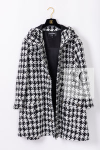 CHANEL 16B Black White Houndstooth Hooded Zip Coat 38 40 42 シャネル ブラック ホワイト 千鳥格子 ジッパー フード付き コート 即発