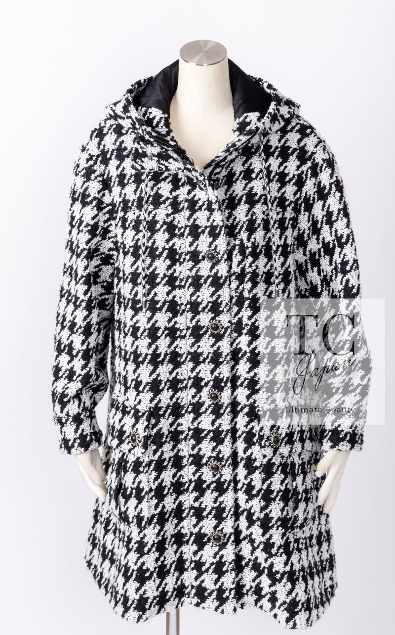 CHANEL 16B Black White Houndstooth Hooded Zip Coat 38 40 42 シャネル ブラック ホワイト 千鳥格子 ジッパー フード付き コート 即発