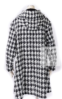 CHANEL 16B Black White Houndstooth Hooded Zip Coat 38 40 42 シャネル ブラック ホワイト 千鳥格子 ジッパー フード付き コート 即発