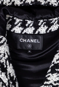 CHANEL 16B Black White Houndstooth Hooded Zip Coat 38 40 42 シャネル ブラック ホワイト 千鳥格子 ジッパー フード付き コート 即発