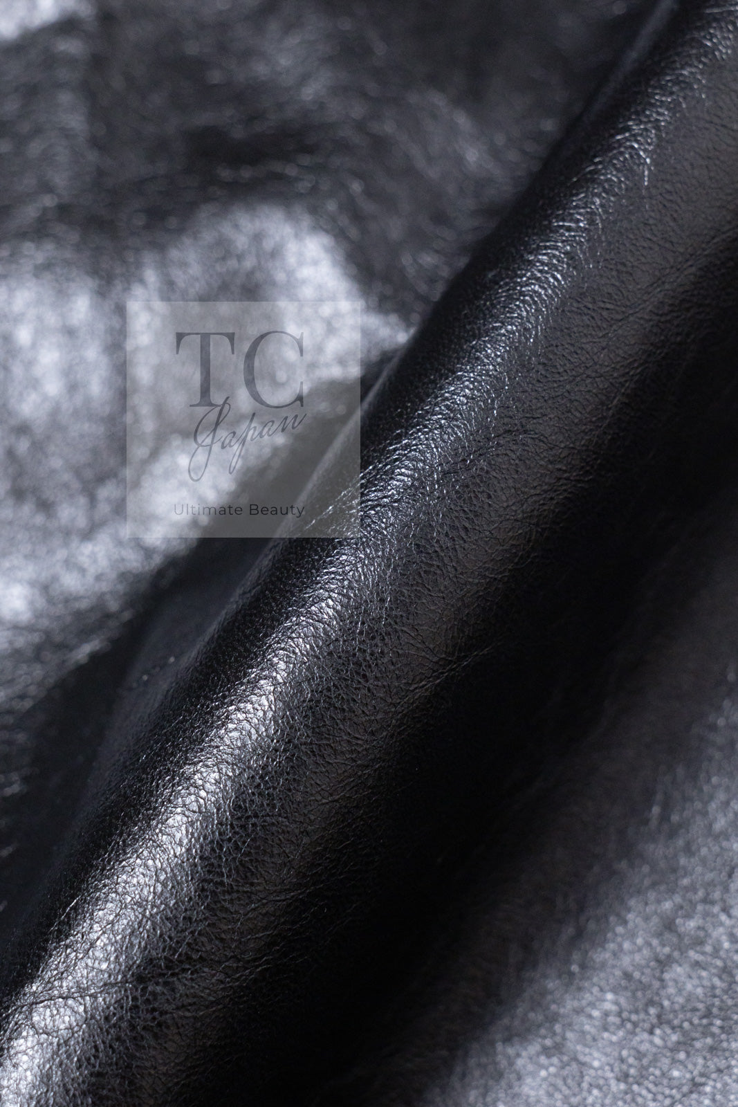 シャネル コート CHANEL 13B ブラック レザー トリム ラム ブレイド