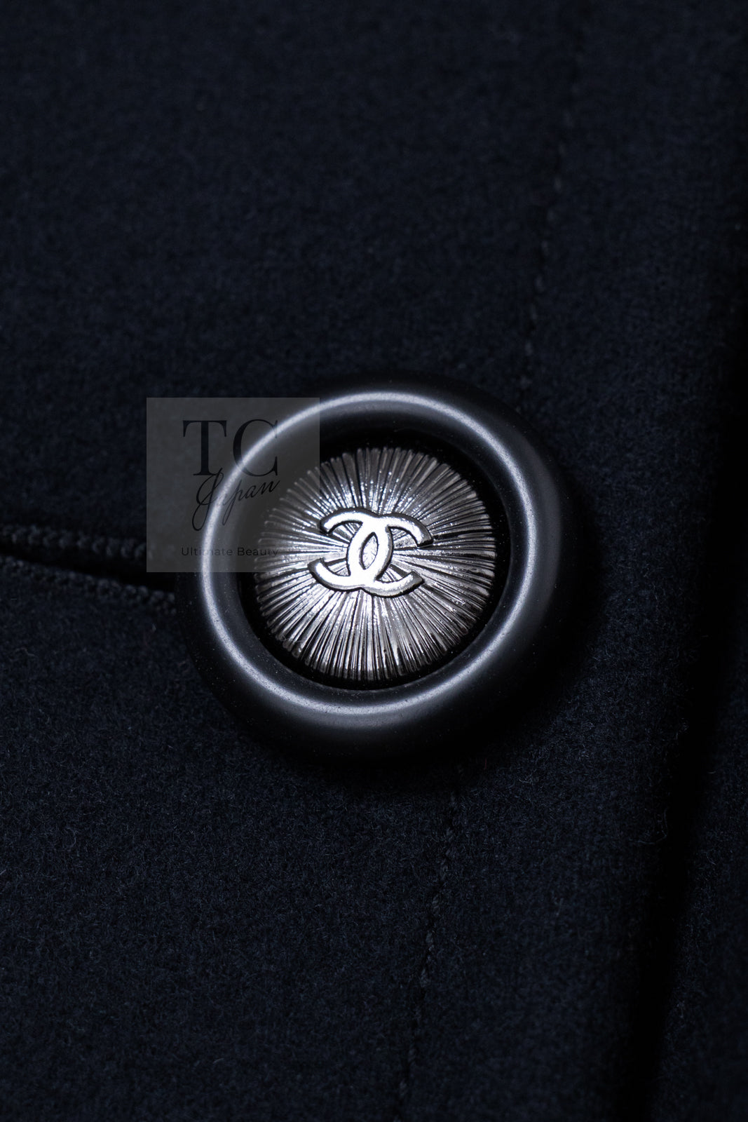 CHANEL 17B Black Dark Navy Wool CC Logo Button Double Coat 38 40 シャネル ブラック ダーク ネイビー ウール CC ロゴボタン ダブル コート 即発