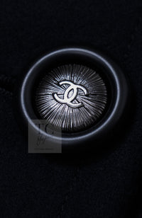 CHANEL 17B Black Dark Navy Wool CC Logo Button Double Coat 38 40 シャネル ブラック ダーク ネイビー ウール CC ロゴボタン ダブル コート 即発
