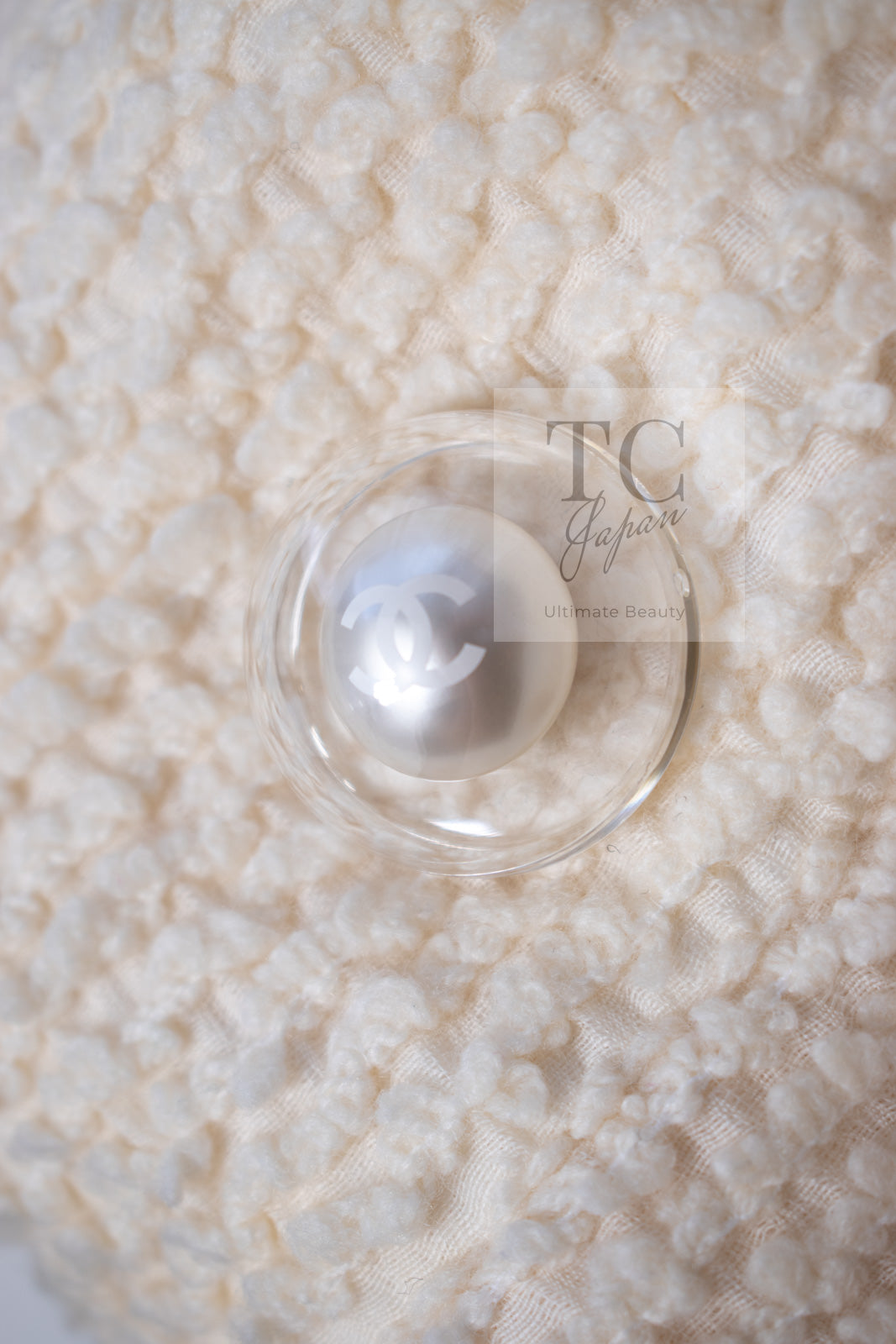 CHANEL 17A Ivory CC Big Buttons Double Wool Tweed Coat 38 シャネル アイボリー CC ロゴ ビッグ ボタン ダブル ウール ツイード コート 即発