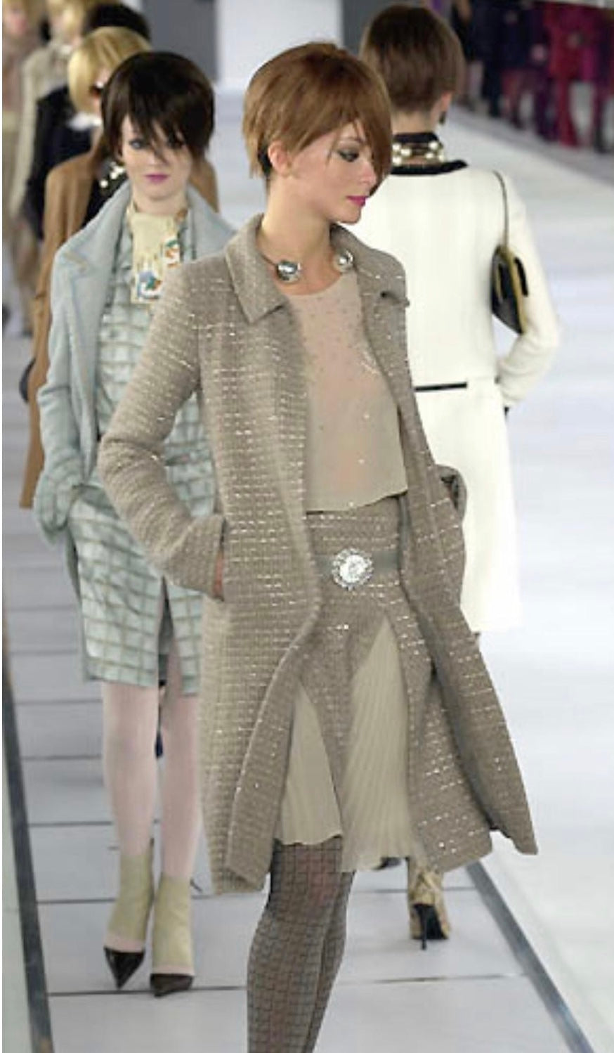 CHANEL 00A Vintage Beige Sequin Embellishments Wool Alpaca Coat 38 シャネル ヴィンテージ ベージュ スパンコール ウール アルパカ コート 即発