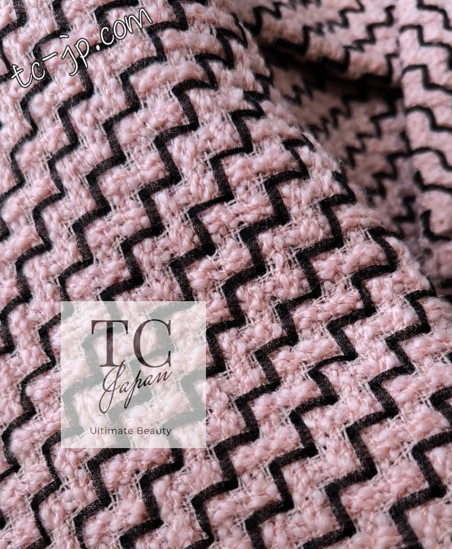 CHANEL 16PF Mauve Pink Black Ribbon Wool Tweed Coat 36 シャネル モーブピンク ブラック リボン ウール ツイード コート 即発 - TC JAPAN