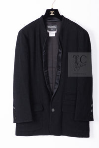 CHANEL 05A Black CC Logo Buttons Wool Tweed Jacket HOMME 50 シャネル ブラック ココボタン ウール ツイード ジャケット メンズ 即発