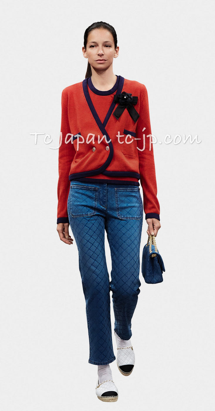 CHANEL 18PS Red Navy CC Logo Buttons Cashmere Knit Cardigan 38 シャネル レッド ネイビー CCロゴボタン カシミヤ100% ニット カーディガン 即発