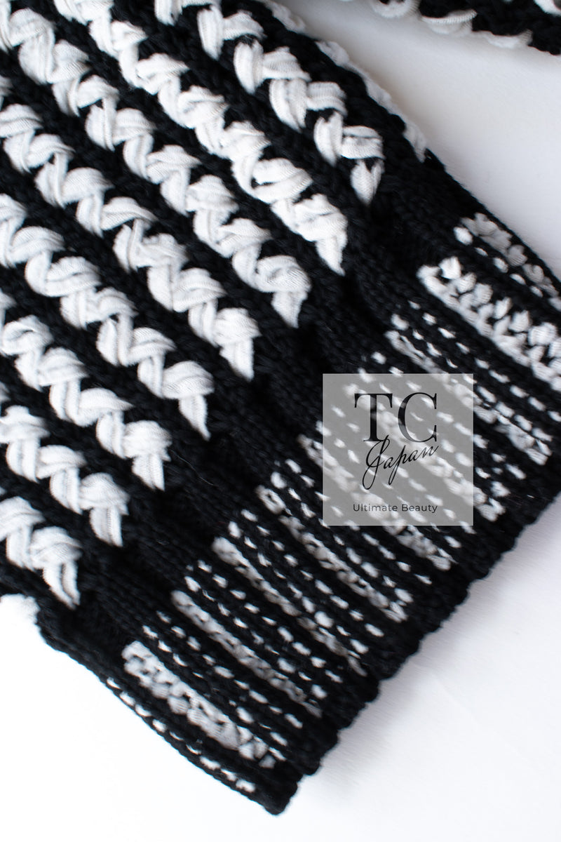 CHANEL 18PS Black Off White Cotton Knit Long Cardigan 38 40 シャネル ブラック オフ ホワイト コットン ニット ロング カーディガン 即発