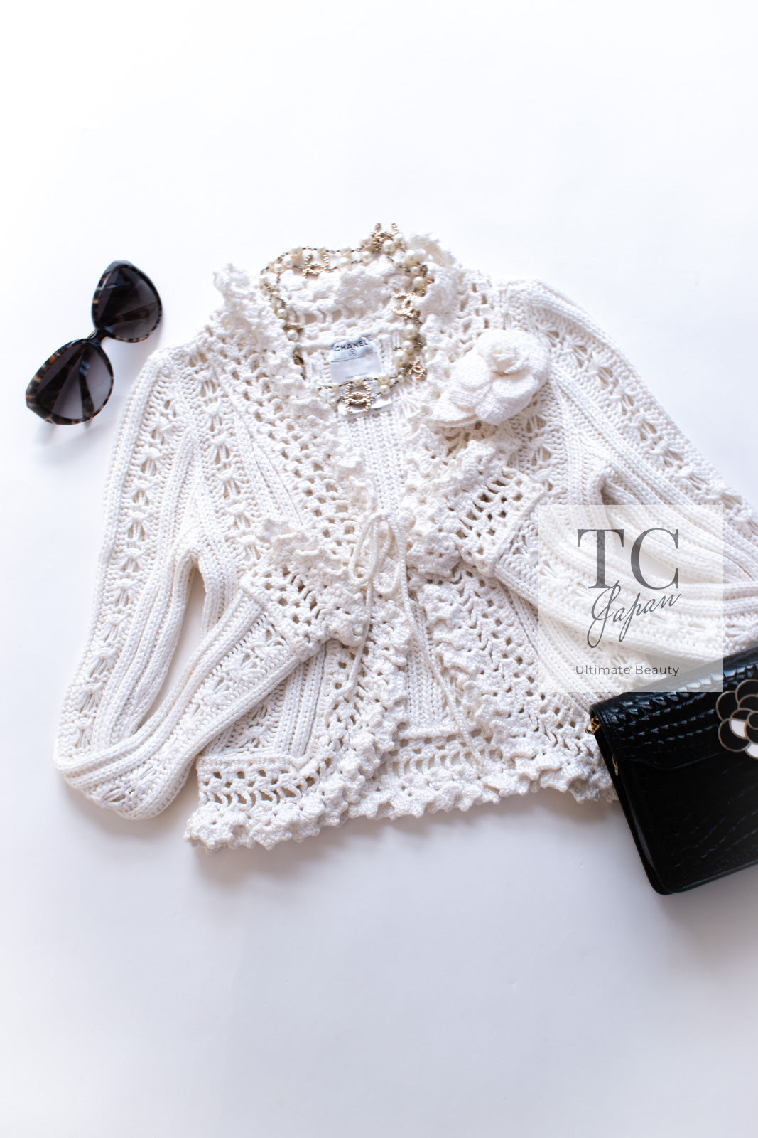 CHANEL 04S White Ivory Crochet Frilled Knit Cardigan 34 シャネル ホワイト アイボリー  クロシェ フリル ニット カーディガン 即発