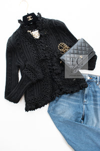 CHANEL 04S Black Crochet Frilled Knit Cardigan 34 36 38 シャネル ブラック クロシェ フリル ニット カーディガン 即発