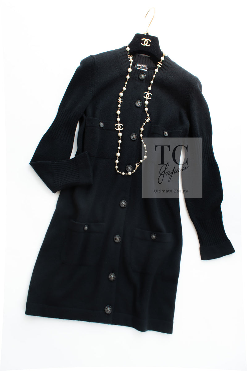 CHANEL 14B Black Lion Buttons Cashmere 100% Long Knit Cardigan 38 シャネル ブラック カシミア100% CCロゴ ライオンボタン ロング ニット カーディガン 即発
