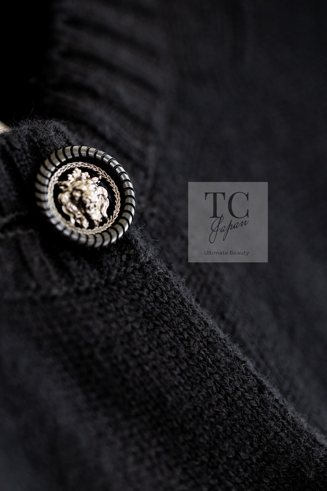 シャネル カーディガン CHANEL ブラック カシミア100% CCロゴ