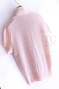 CHANEL 12S Baby Pink CC Logo Buttons Knit Cardigan 36 シャネル ベビー ピンク ココマーク CC ロゴ パール ボタン ニット カーディガン 即発