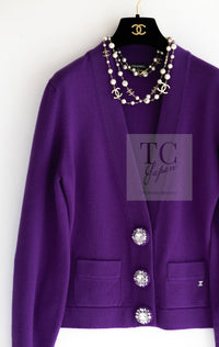 CHANEL 22PF Purple Cashmere Knit Cardigan 38 40 シャネル パープル カシミヤ ビジュー ボタン ニット カーディガン 即発