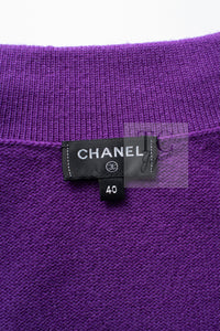 CHANEL 22PF Purple Cashmere Knit Cardigan 38 40 シャネル パープル カシミヤ ビジュー ボタン ニット カーディガン 即発