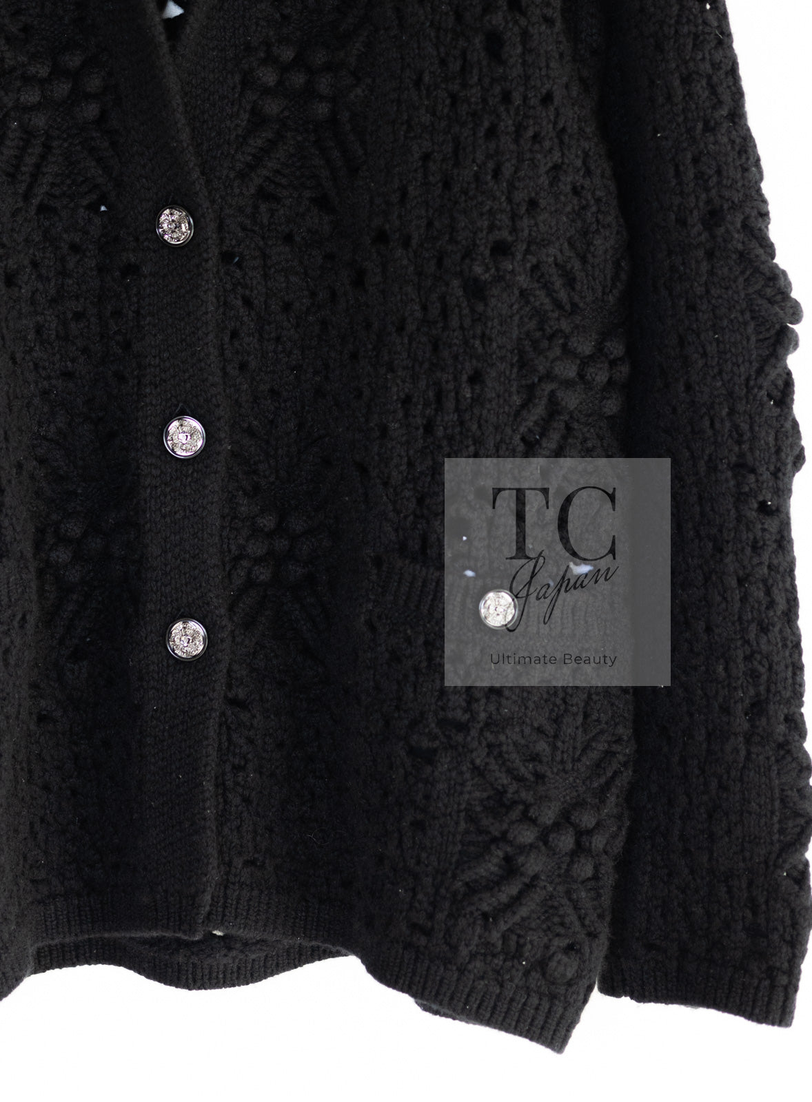 CHANEL 22C black cashmere women's cardigan / シャネル レディース ブラック カシミヤ カーディガン