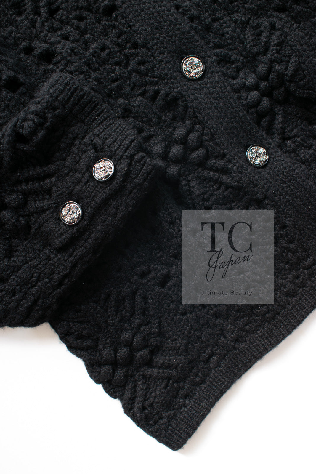 CHANEL 22C black cashmere women's cardigan / シャネル レディース ブラック カシミヤ カーディガン