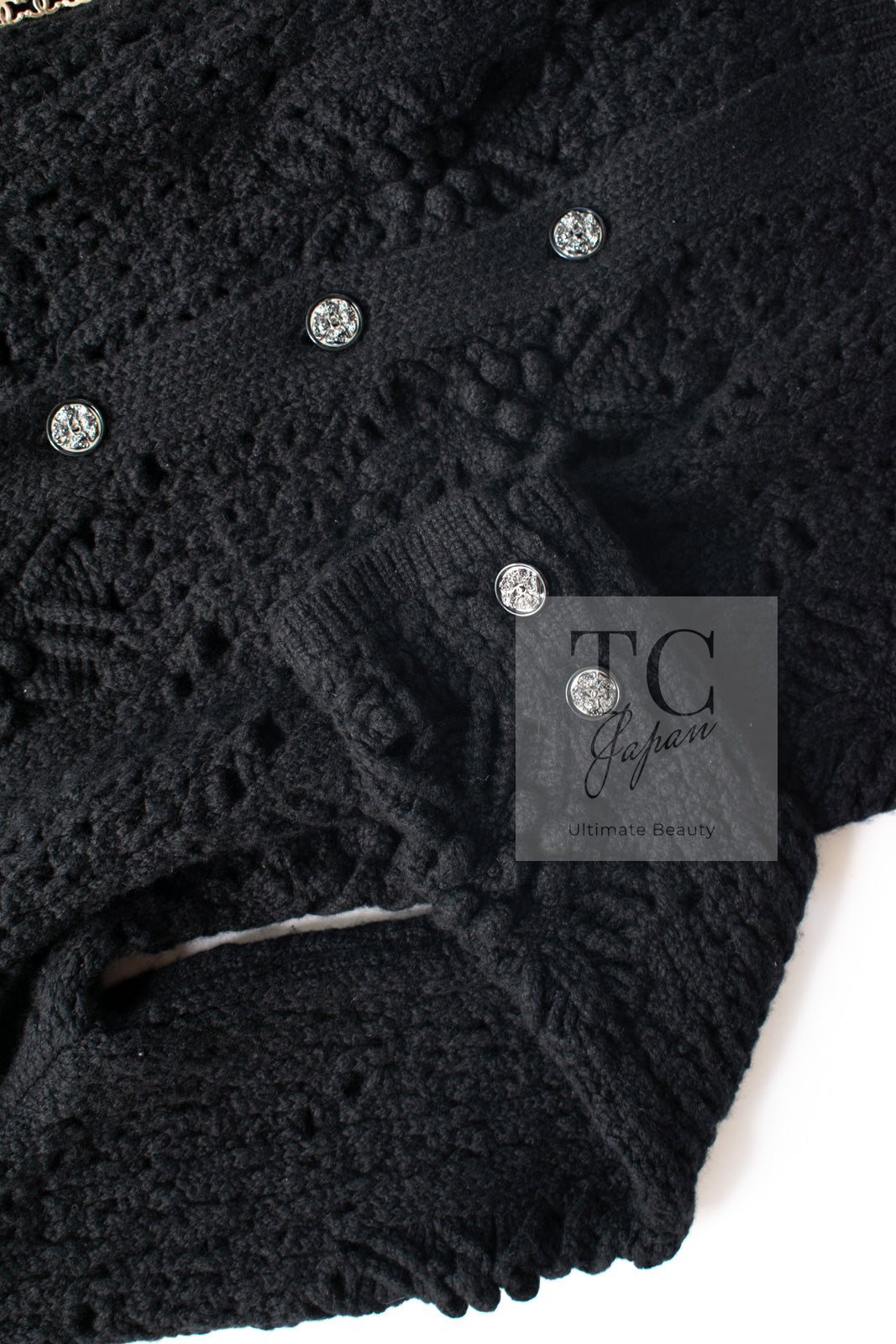 CHANEL 22C black cashmere women's cardigan / シャネル レディース ブラック カシミヤ カーディガン