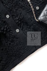 CHANEL 22C black cashmere women's cardigan / シャネル レディース ブラック カシミヤ カーディガン