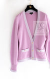 CHANEL 23S Puple Pink CC Logo Buttons Cashmere Knit Cardigan 38 シャネル パープル ピンク ココ マーク ボタン カシミヤ 100% ニット カーディガン 即発