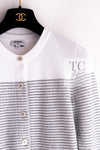 CHANEL 24 COCO Beach White Silver CC Logo Buttons Knit Cardigan 34 シャネル ココビーチ ホワイト シルバー ココ マーク ボタン ニット カーディガン 即発