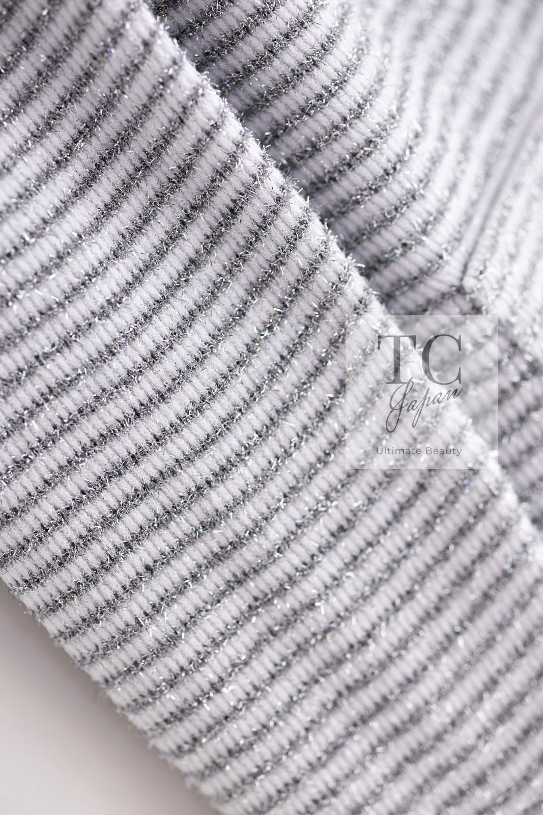 CHANEL Cardigan 24 COCO Beach White Silver CC Logo Buttons Knit