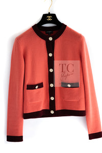 CHANEL 20PF Plum Burgundy Bicolor CC Logo Button Cashmere Knit Cardigan 38 | HK