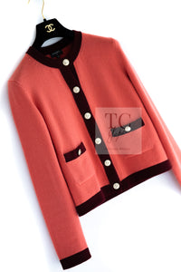 CHANEL 20PF Plum Burgundy Bicolor CC Logo Button Cashmere Knit Cardigan 38 | HK