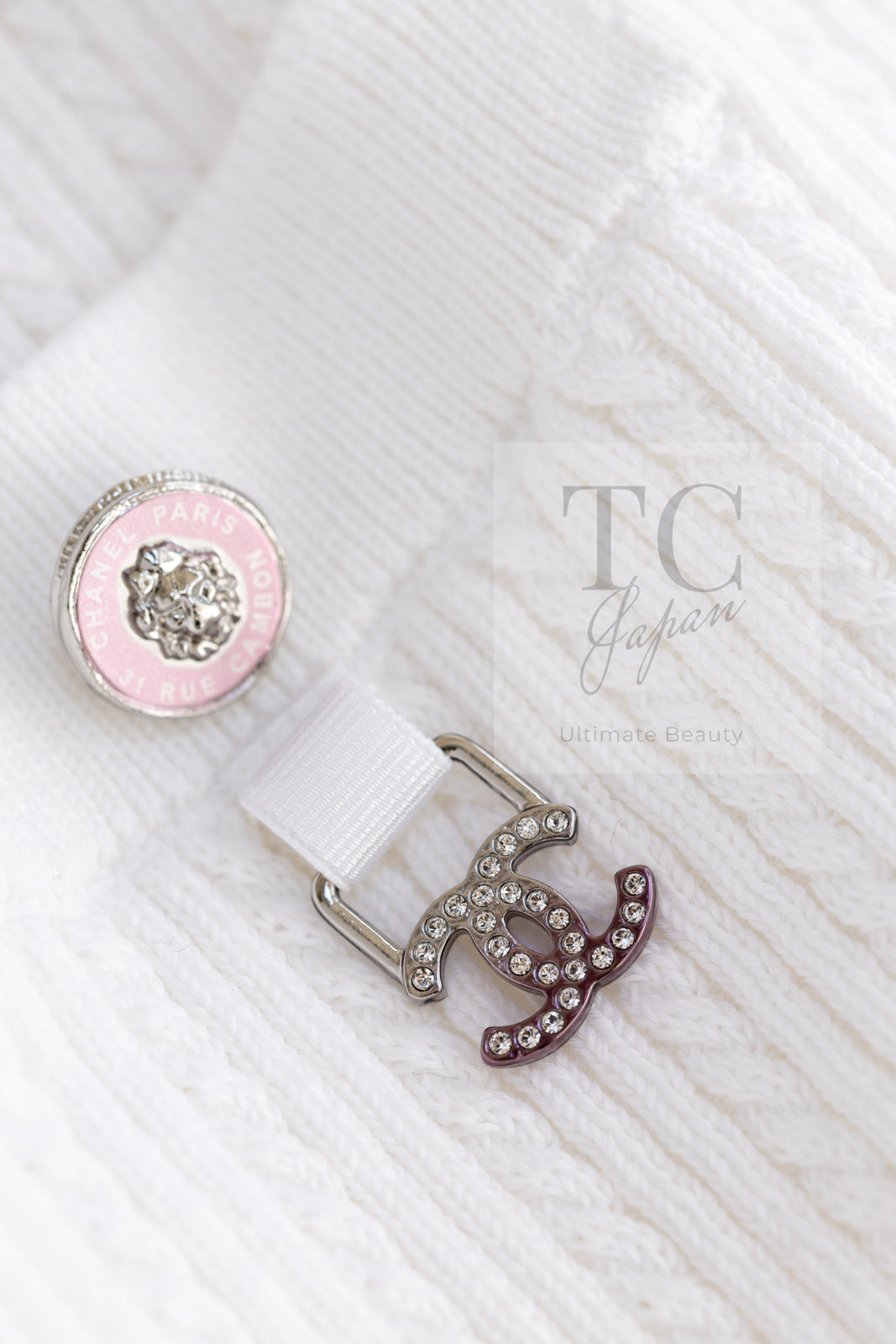 CHANEL 22PS White Cotton Lion Buttons Long Cardigan 36 シャネル ホワイト コットン ライオン ボタン ロング ニット カーディガン 即発
