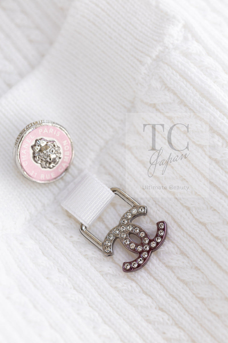 CHANEL 22PS White Cotton Lion Buttons Long Cardigan 36 シャネル ホワイト コットン ライオン ボタン ロング ニット カーディガン 即発