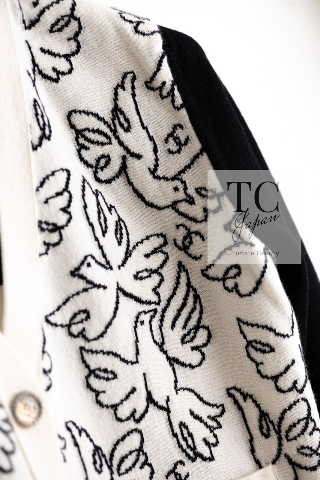 CHANEL 22C White Black Bird Pattern Cashmere Knit Cardigan 38 40 シャネル ホワイト ブラック トリ柄 カシミヤ ニット カーディガン 即発