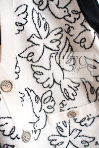 CHANEL 22C White Black Bird Pattern Cashmere Knit Cardigan 38 40 シャネル ホワイト ブラック トリ柄 カシミヤ ニット カーディガン 即発