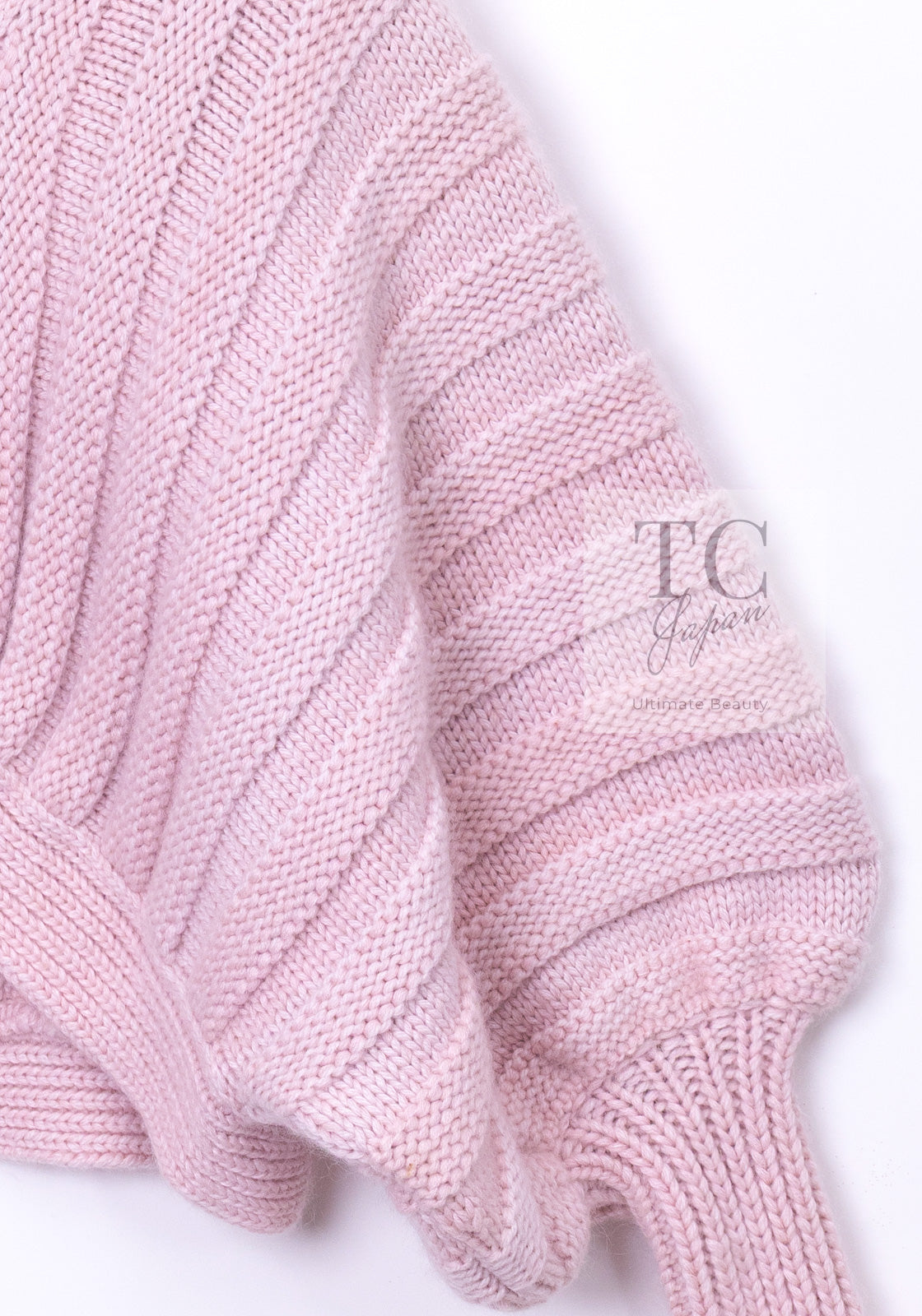 CHANEL 09A Pink Cashmere Dolman Sleeve CC Logo Buttons Knit Cardigan 40 42 44 シャネル ピンク カシミヤ ドルマンスリーブ ココボタン ニット カーディガン 即発