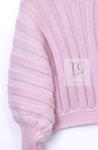 CHANEL 09A Pink Cashmere Dolman Sleeve CC Logo Buttons Knit Cardigan 40 42 44 シャネル ピンク カシミヤ ドルマンスリーブ ココボタン ニット カーディガン 即発