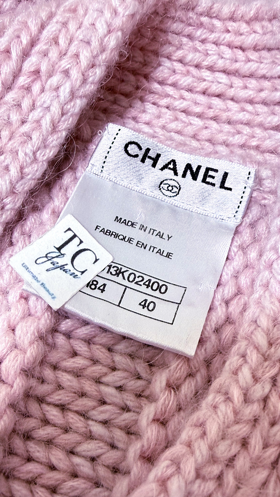 CHANEL 09A Pink Cashmere Dolman Sleeve CC Logo Buttons Knit Cardigan 40 42 44 シャネル ピンク カシミヤ ドルマンスリーブ ココボタン ニット カーディガン 即発