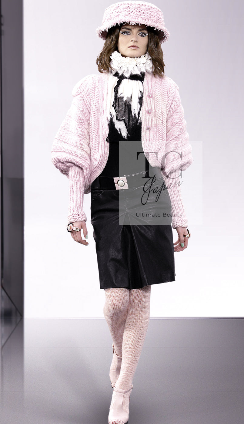 CHANEL 09A Pink Cashmere Dolman Sleeve CC Logo Buttons Knit Cardigan 40 42 44 シャネル ピンク カシミヤ ドルマンスリーブ ココボタン ニット カーディガン 即発