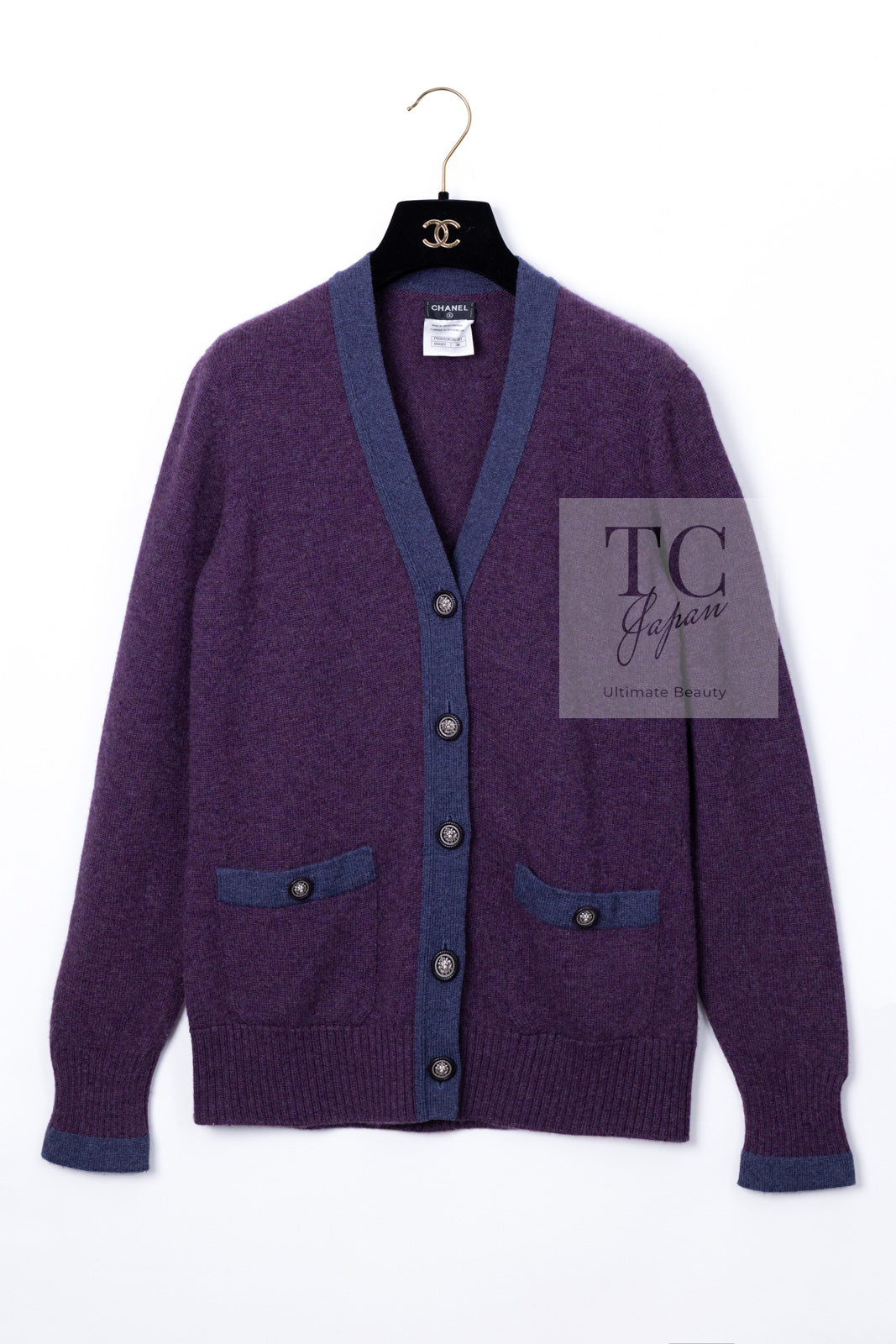 CHANEL 14B Plum Purple Lion Button Cashmere 100 Knit Cardigan 38 シャネル プラム パープル ライオンボタン カシミヤ 100 ニット カーディガン 即発
