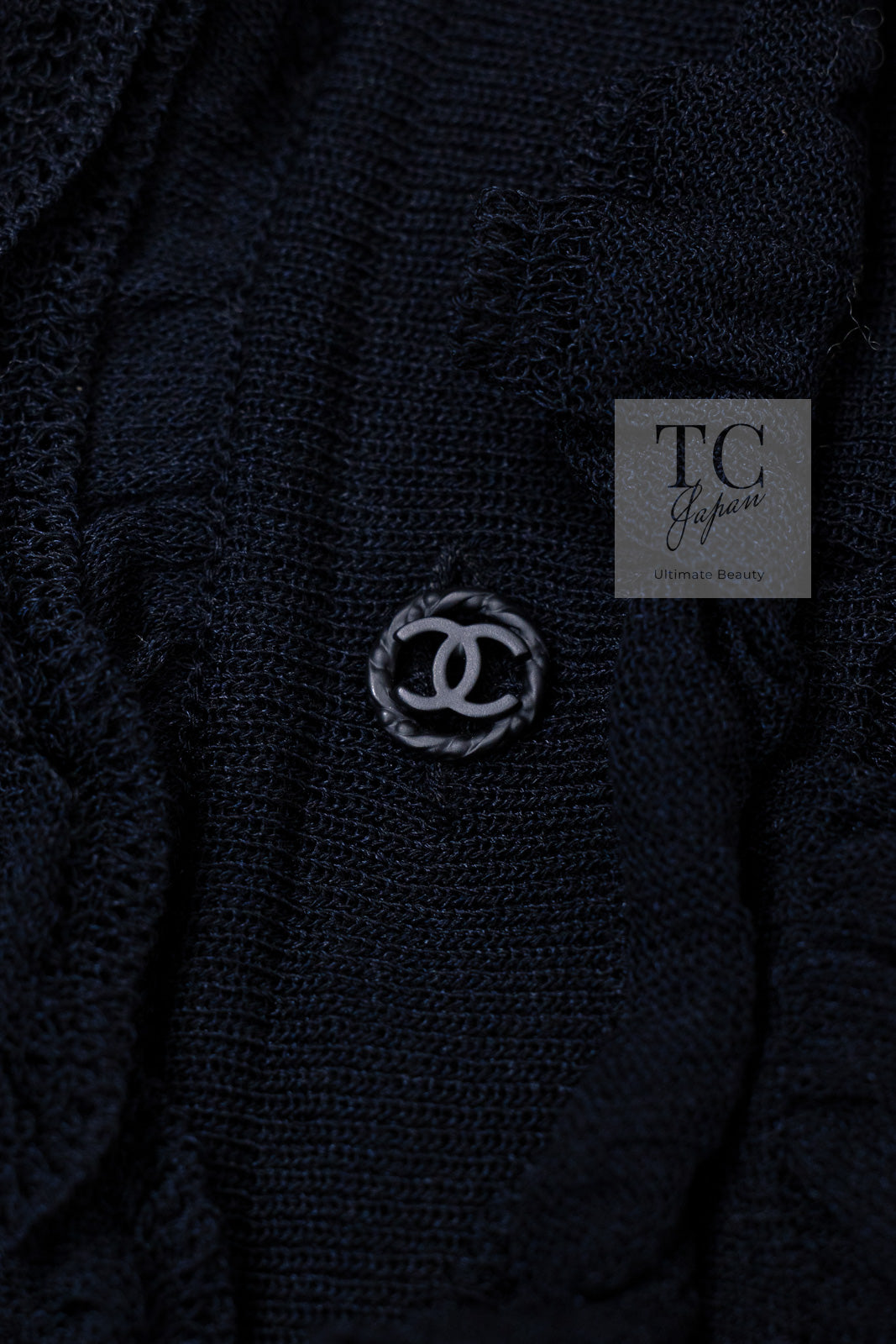 CHANEL 03A Ivory Creme Black Frill Wool Knit Cardigan 38 シャネル アイボリー クリーム ブラック フリル ウール ニット カーディガン 即発