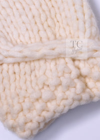 CHANEL 03A Ivory Creme Black Frill Wool Knit Cardigan 38 シャネル アイボリー クリーム ブラック フリル ウール ニット カーディガン 即発