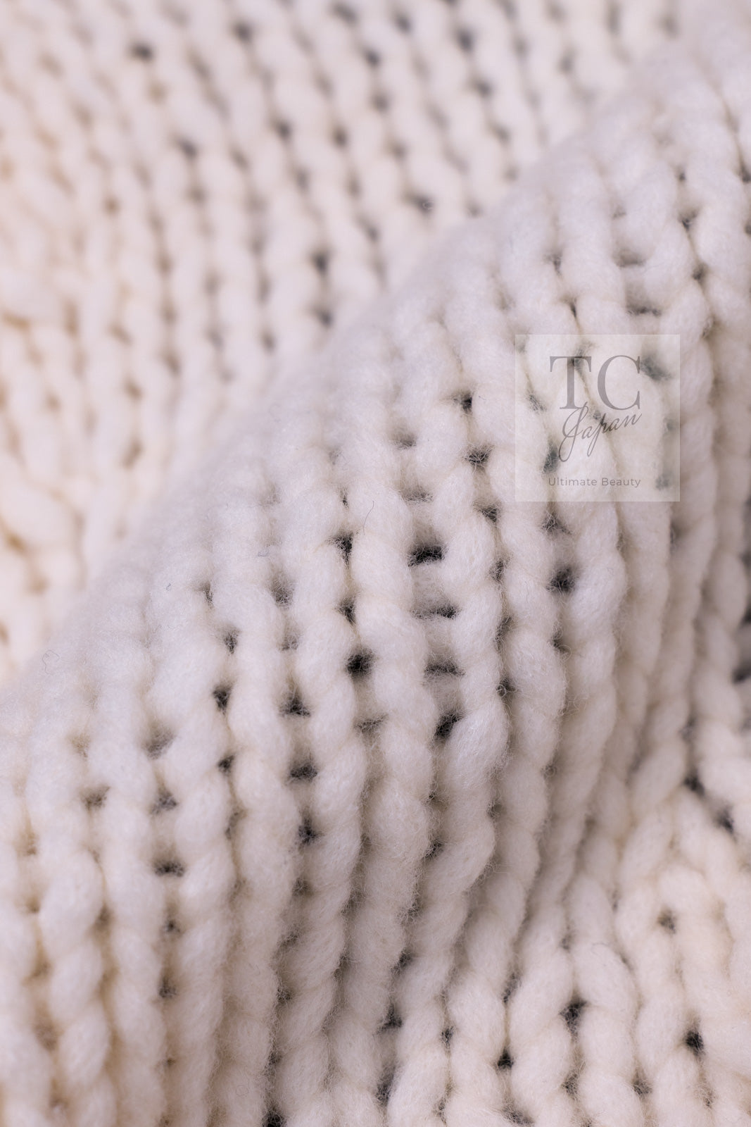 CHANEL 03A Ivory Creme Black Frill Wool Knit Cardigan 38 シャネル アイボリー クリーム ブラック フリル ウール ニット カーディガン 即発